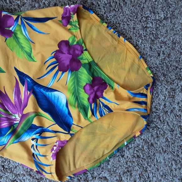 TOMMY BAHAMA TROPICAL FLORAL ONE PIECE SWIMSUIT - Picture 5 of 5